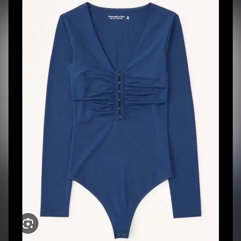 A&F Long Sleeve Slinky Hook & Eye bodysuit
